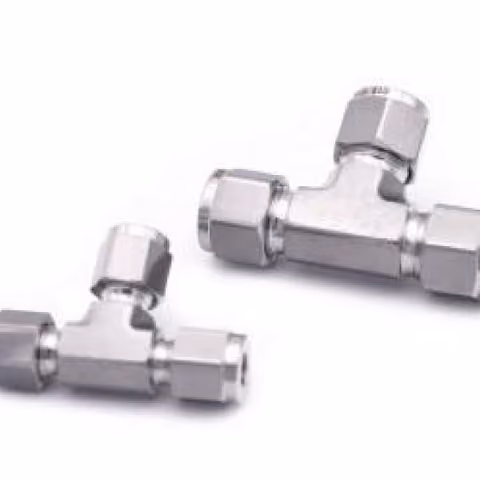 Forged Compression Tee — FerruleX stainless steel fittings